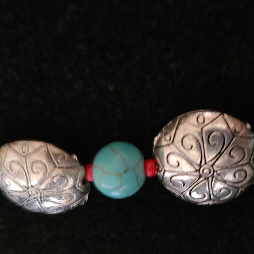 Hand crafted silver plated and turquoise necklace with turquoise cross pendant - Picture 3 of 3